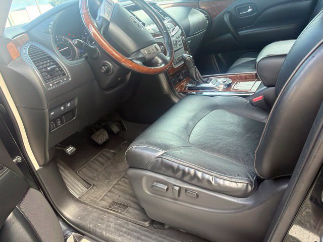 Used 2019 Black Obsidian INFINITI LUXE image 10