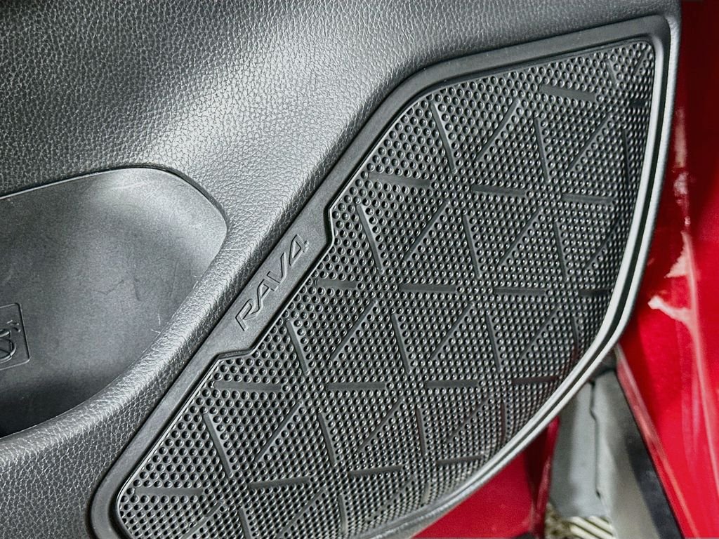 Used 2025 Red Toyota XLE image 19