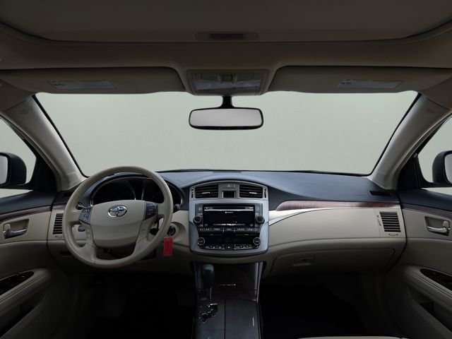 Used 2011 Red Toyota Base image 10