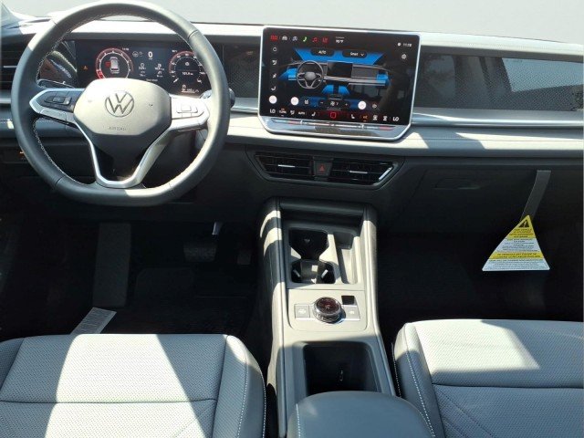 New 2026 Platinum Gray Metallic Volkswagen SE 4Motion image 13