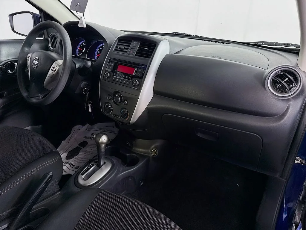 Used 2018 Blue Nissan 1.6 SV image 31