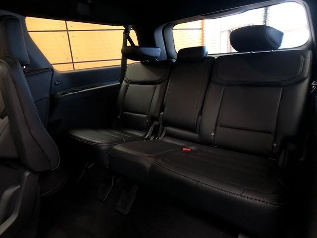 New 2026 Star White Metallic Tri-Coat Ford MAX Platinum® image 23