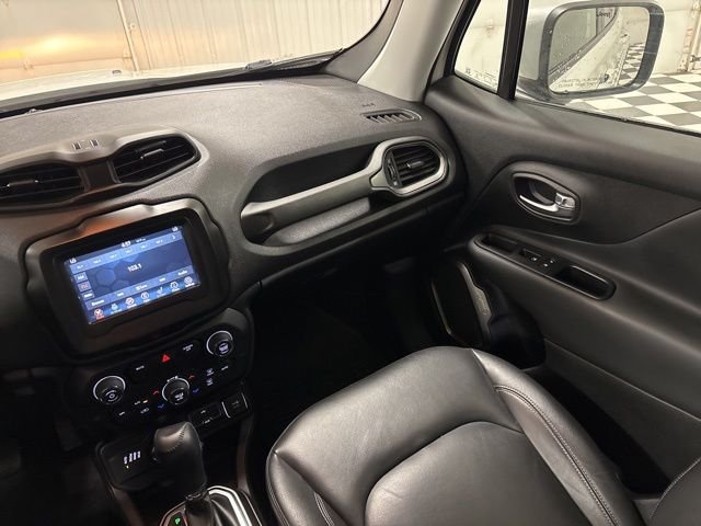 2018 Jeep Renegade Limited - Photo 13