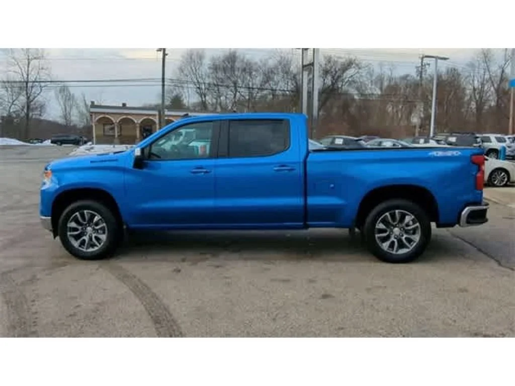 2026 Chevrolet Silverado 1500 LT - Photo 5