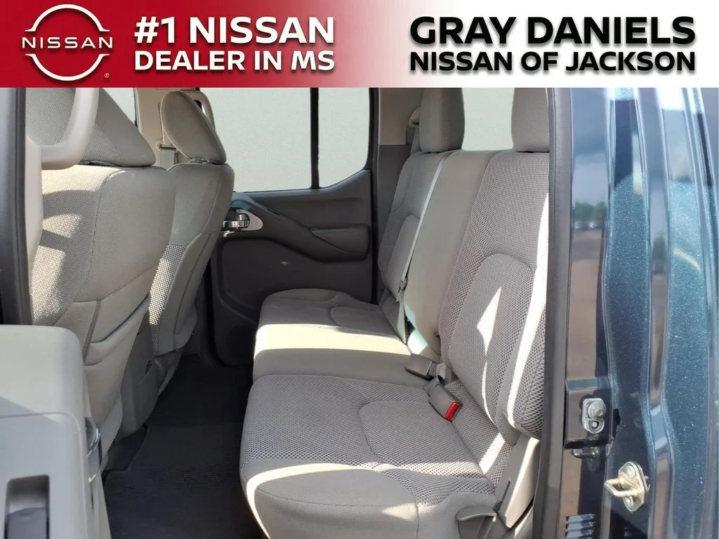 Used 2019 Blue Nissan SV image 26