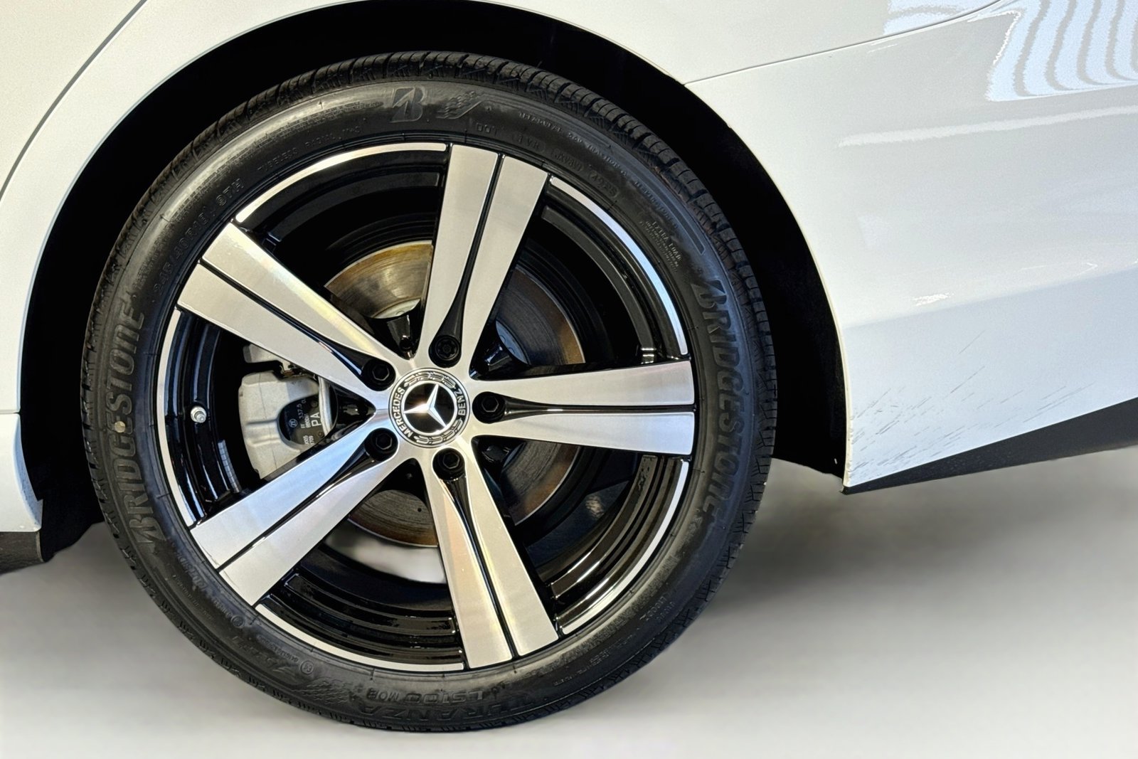 New 2026 Polar White Mercedes-Benz C 300 image 29