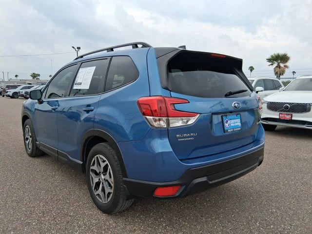 Used 2024 Blue Subaru Premium image 3
