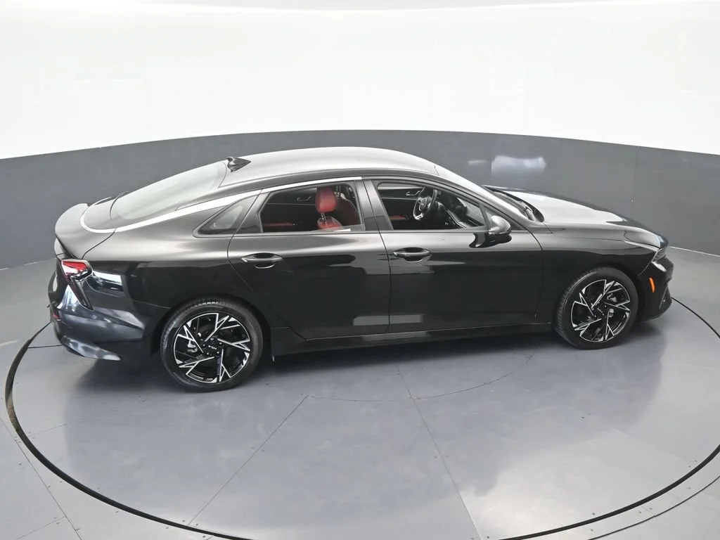 Used 2026 Aurora Black Kia GT-Line image 53
