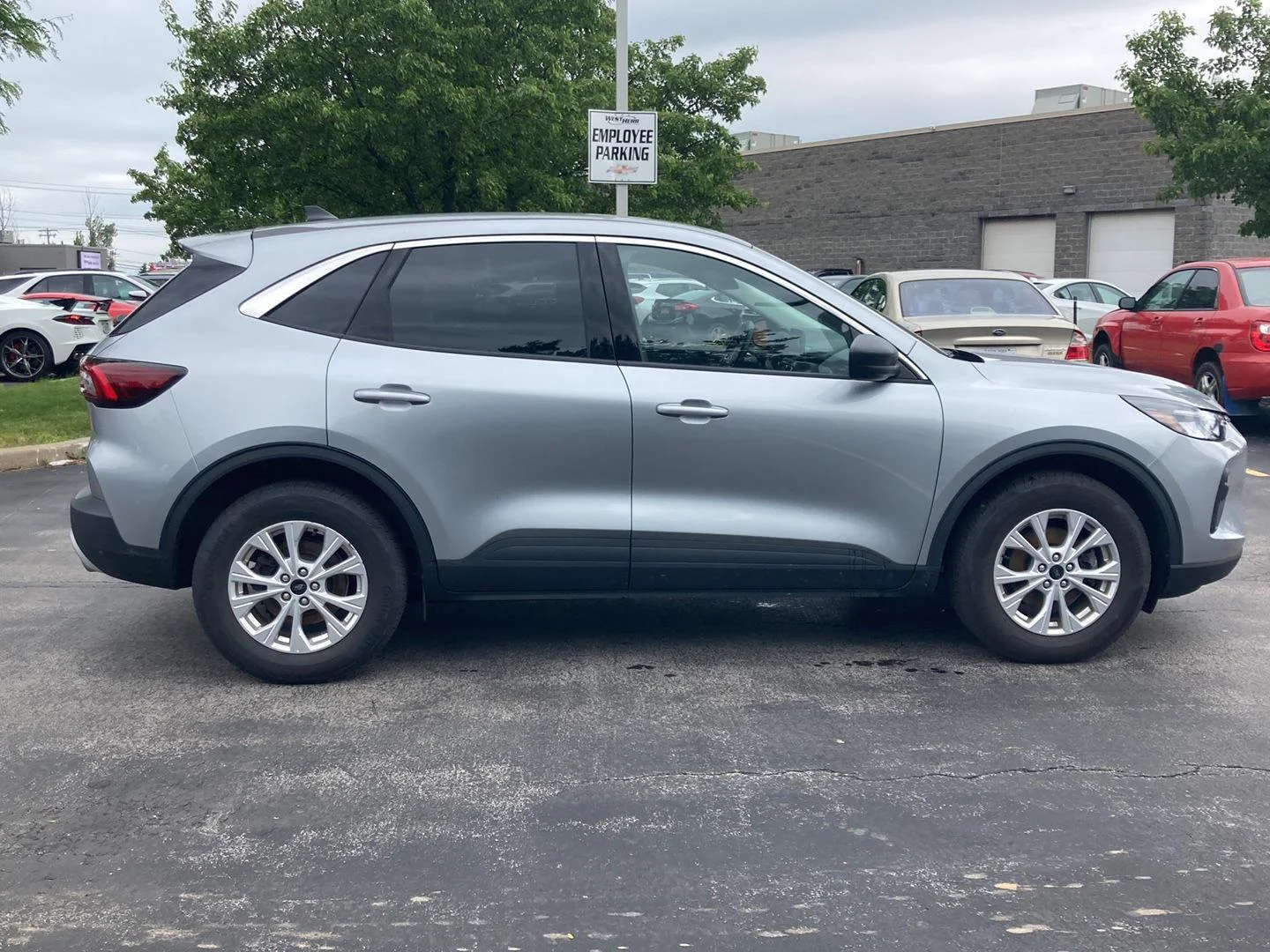 Used 2023 Iconic Silver Ford Active image 8
