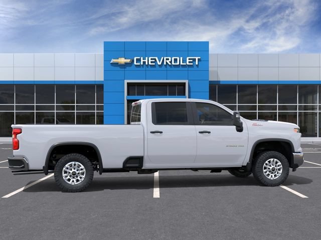 New 2026 Summit White Chevrolet WT image 5