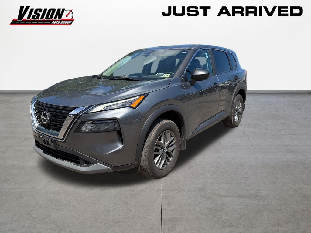 Used 2023 Gray Nissan S image 1