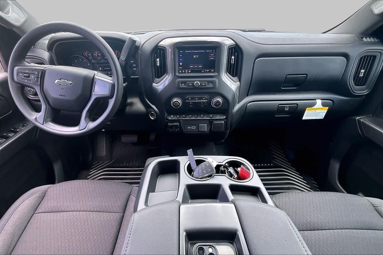 New 2026 Summit White Chevrolet Custom image 5