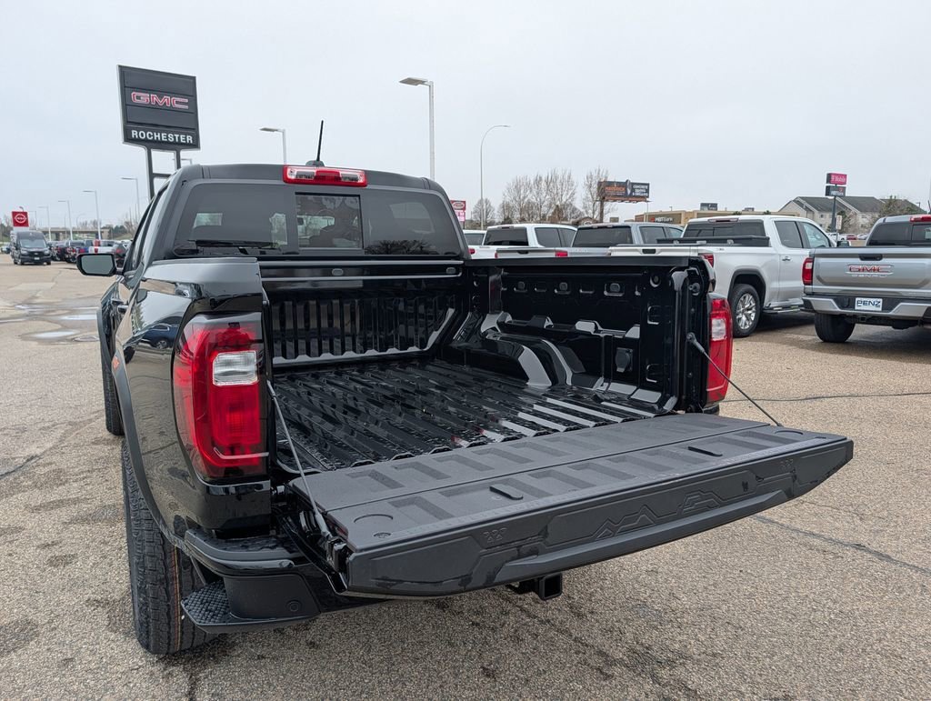 2026 GMC Canyon AT4 - Photo 13