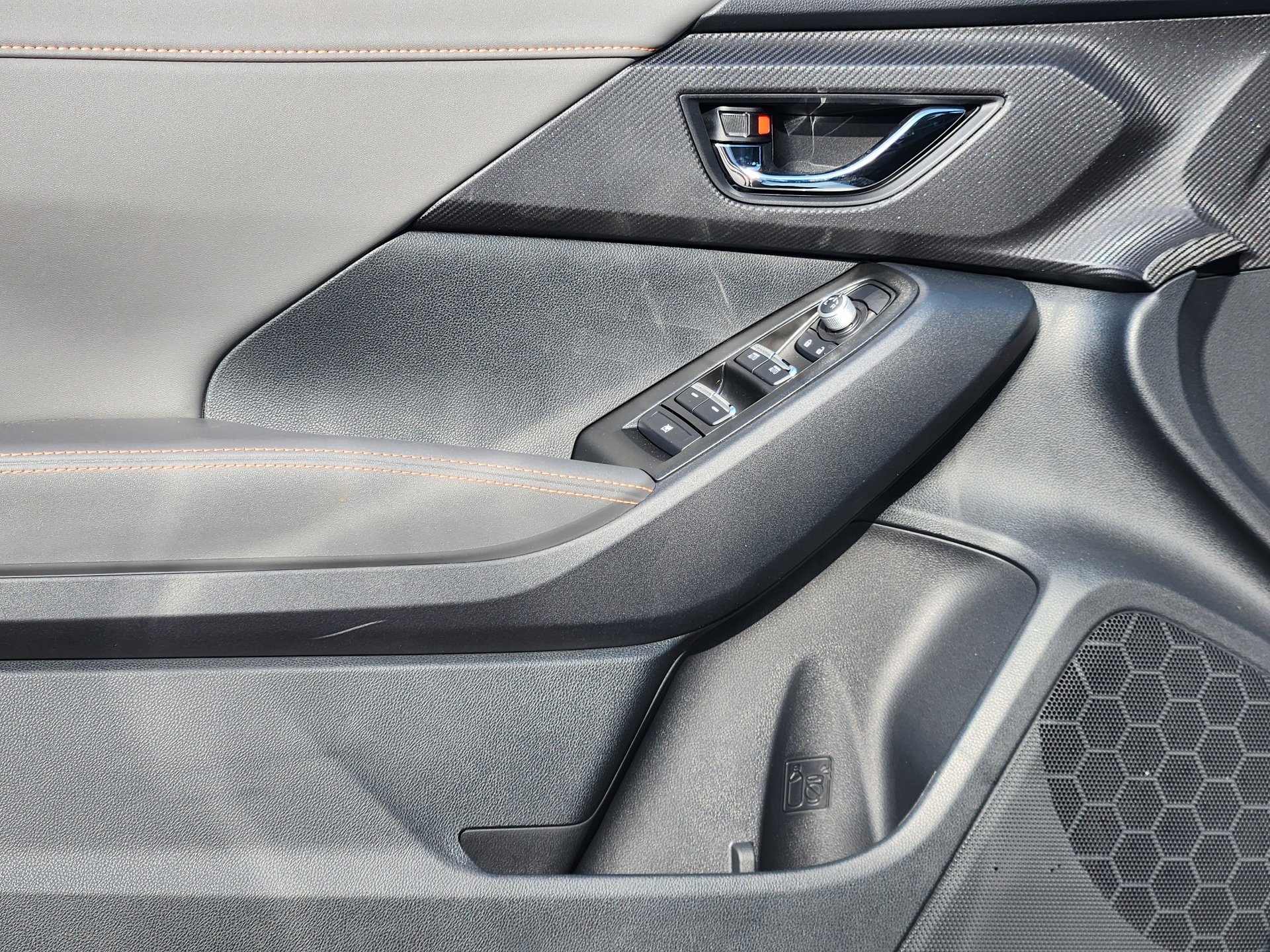New 2026 CRYSTAL WHITE PEARL Subaru Limited image 18