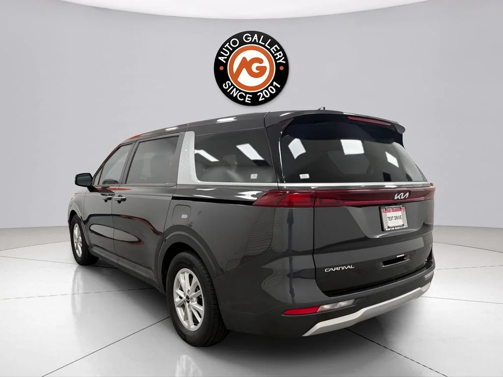 Used 2024 Gray Kia LX image 6