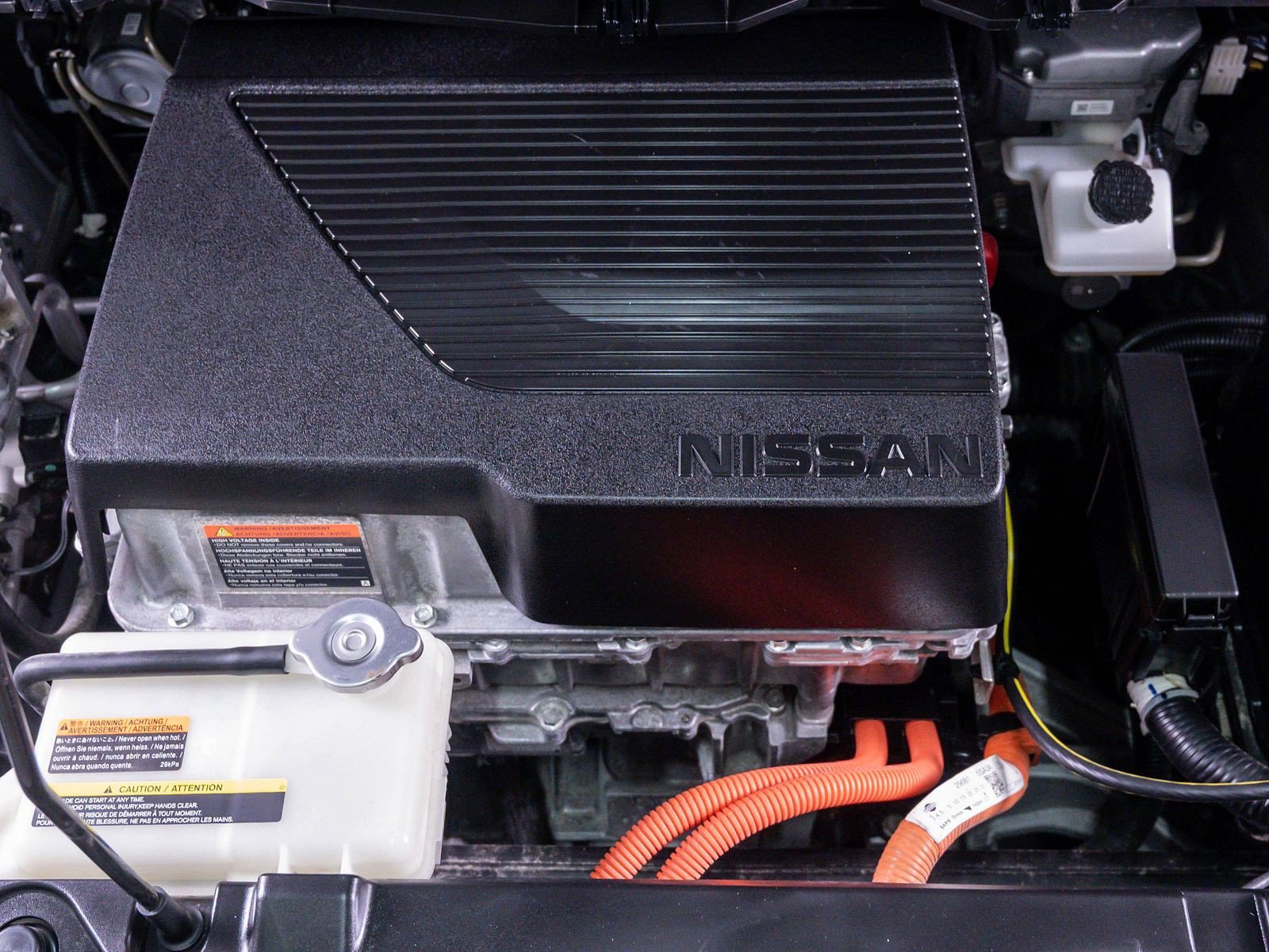 Used 2022 Brilliant Silver Nissan SV PLUS image 7