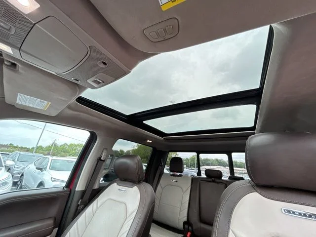 Used 2020 Red Ford Limited image 40