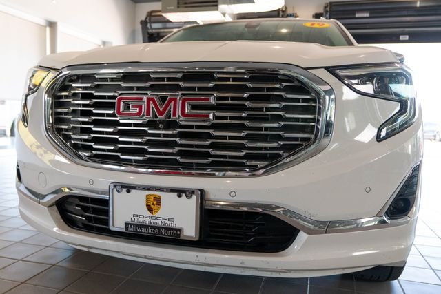 Used 2019 White GMC Denali image 12
