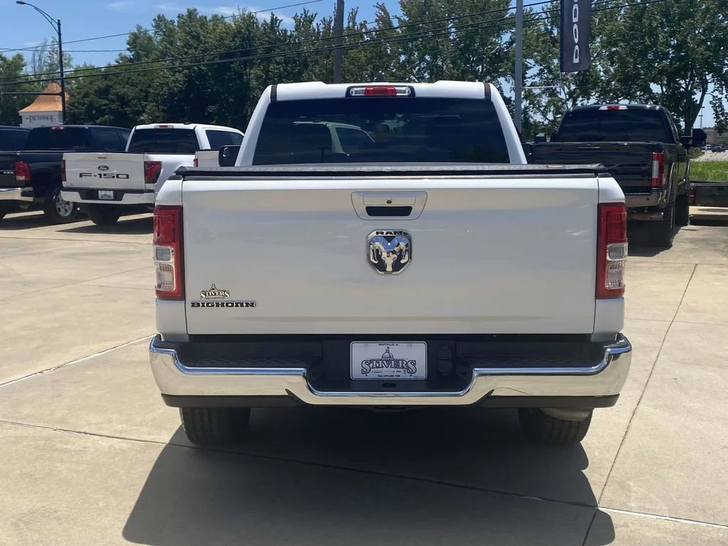 Used 2022 White Ram Big Horn/Lone Star image 41