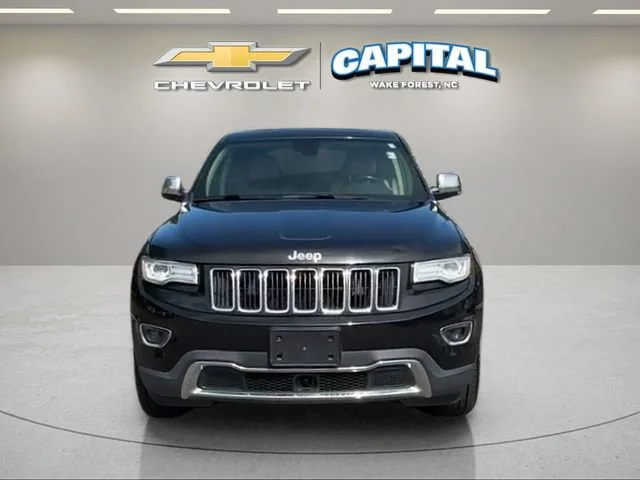 Used 2015  Jeep Limited image 8