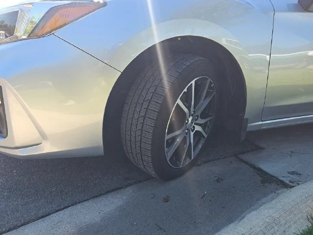 Used 2017 Silver Subaru 2.0i Limited image 29