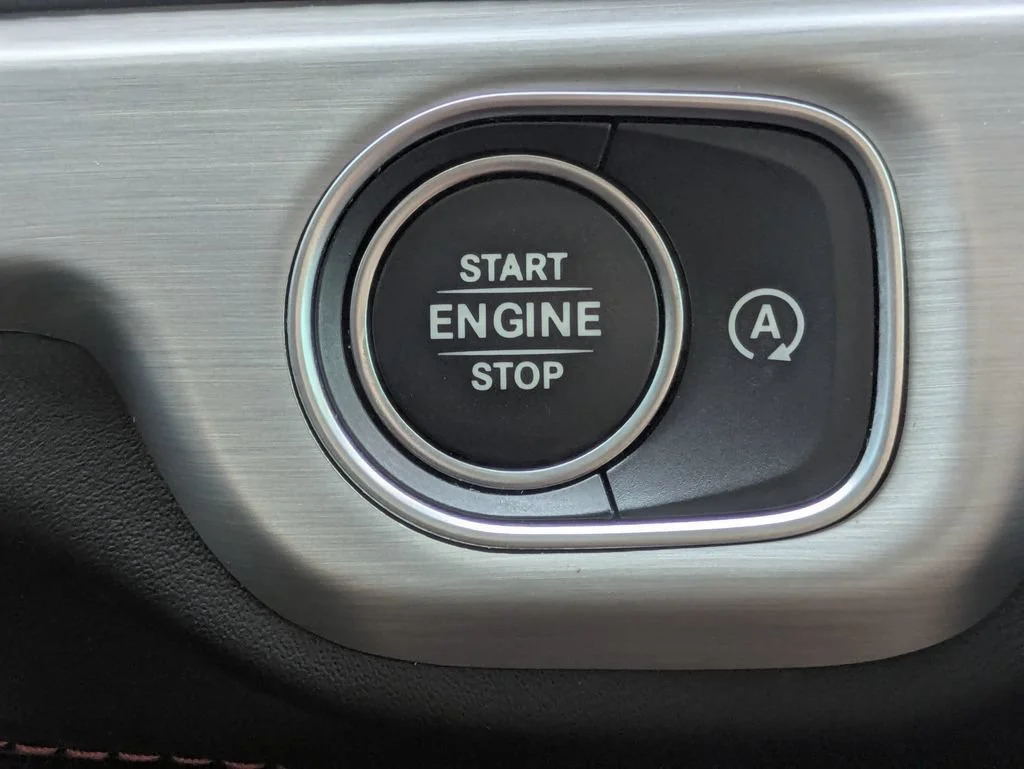 Used 2022 G MANUFAKTUR Moonlight White magno Mercedes-Benz AMG® G 63 image 28