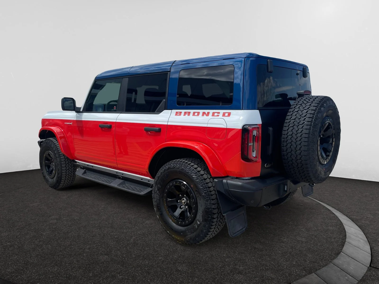 New 2026 Oxford White Ford Stroppe Edition image 3