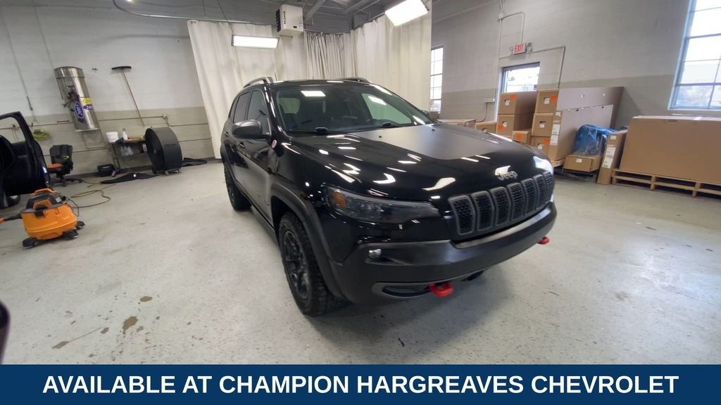Used 2021 Diamond Black Jeep Trailhawk image 7