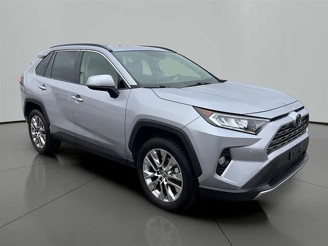 Used 2019 Silver Sky Metallic Toyota Limited image 7
