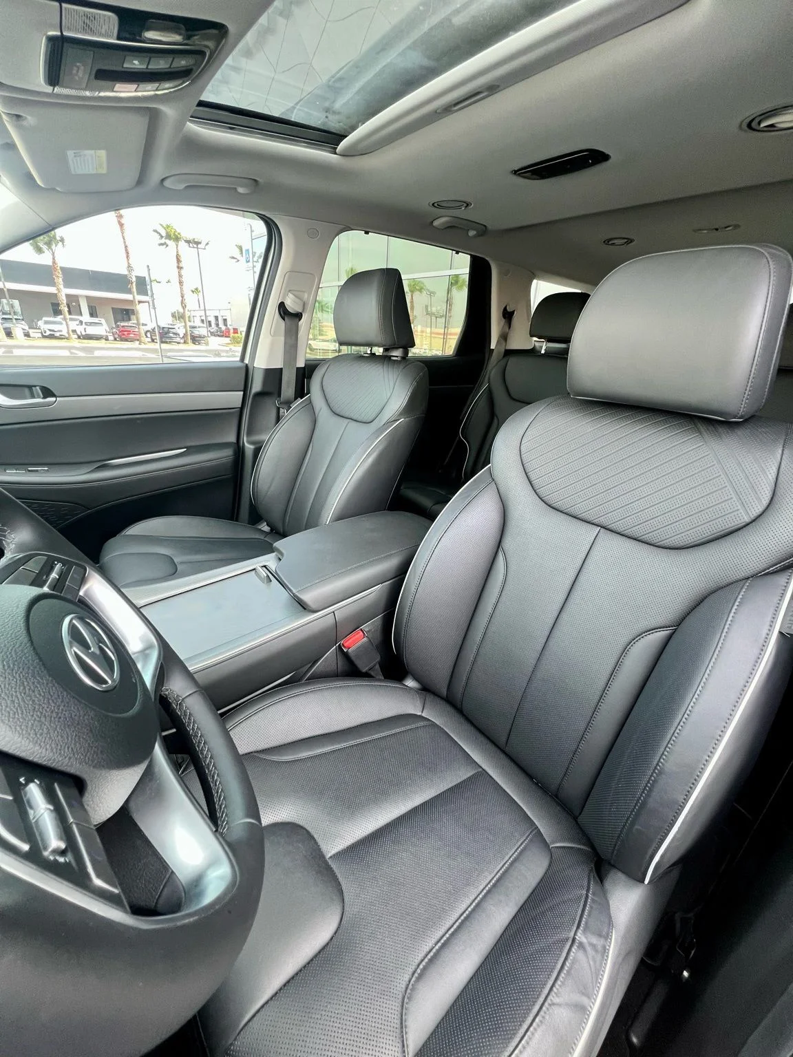 Used 2024 Silver Hyundai SEL image 16