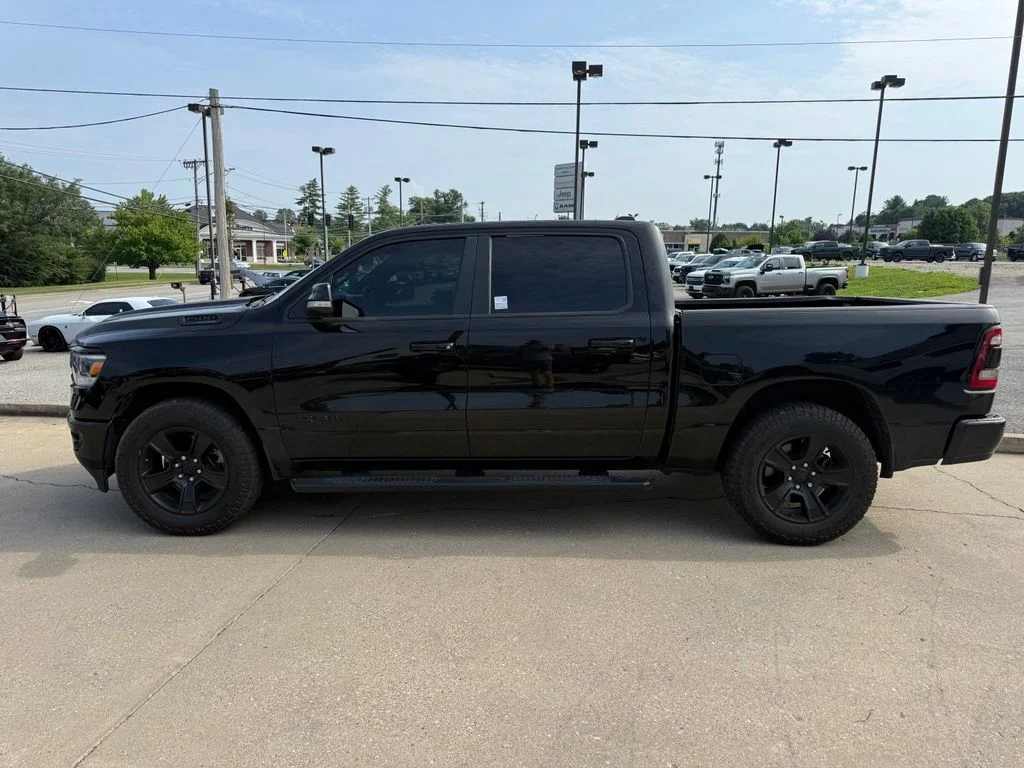 Used 2022 Black Ram Big Horn/Lone Star image 10