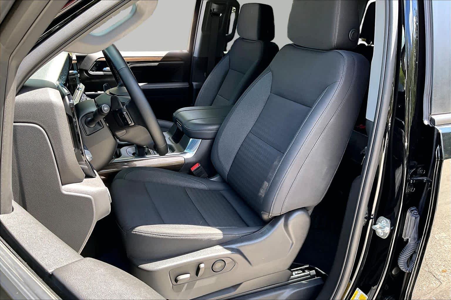 Used 2025 Black Chevrolet LT Trail Boss image 15