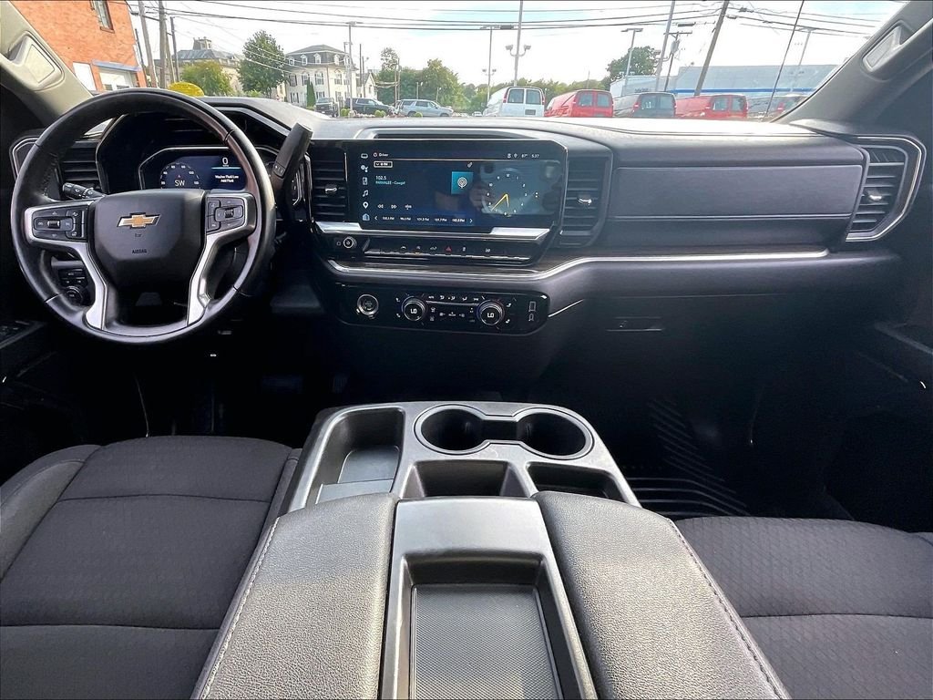 Used 2023 Gray Chevrolet LT image 21