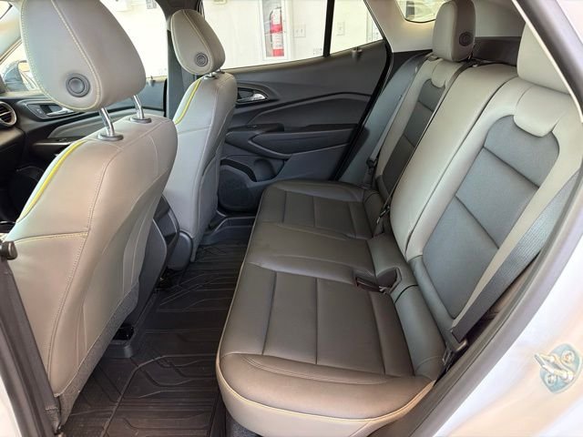 Used 2024 White Chevrolet ACTIV image 13