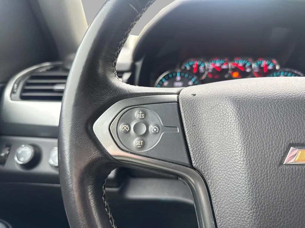 Used 2020 Black Chevrolet LS image 12