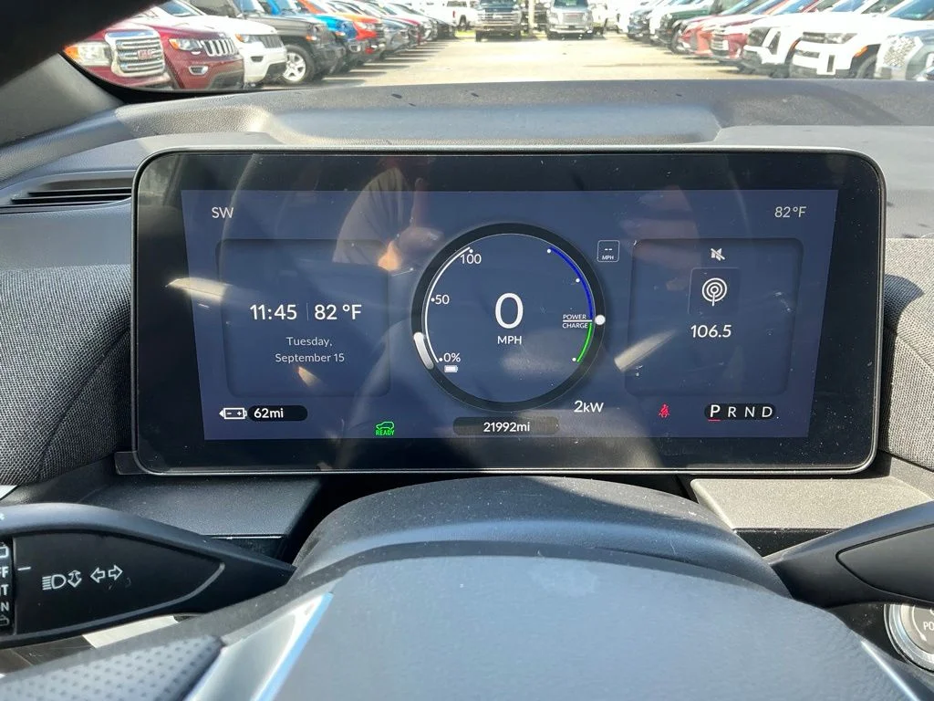 Used 2024  Honda EX image 30