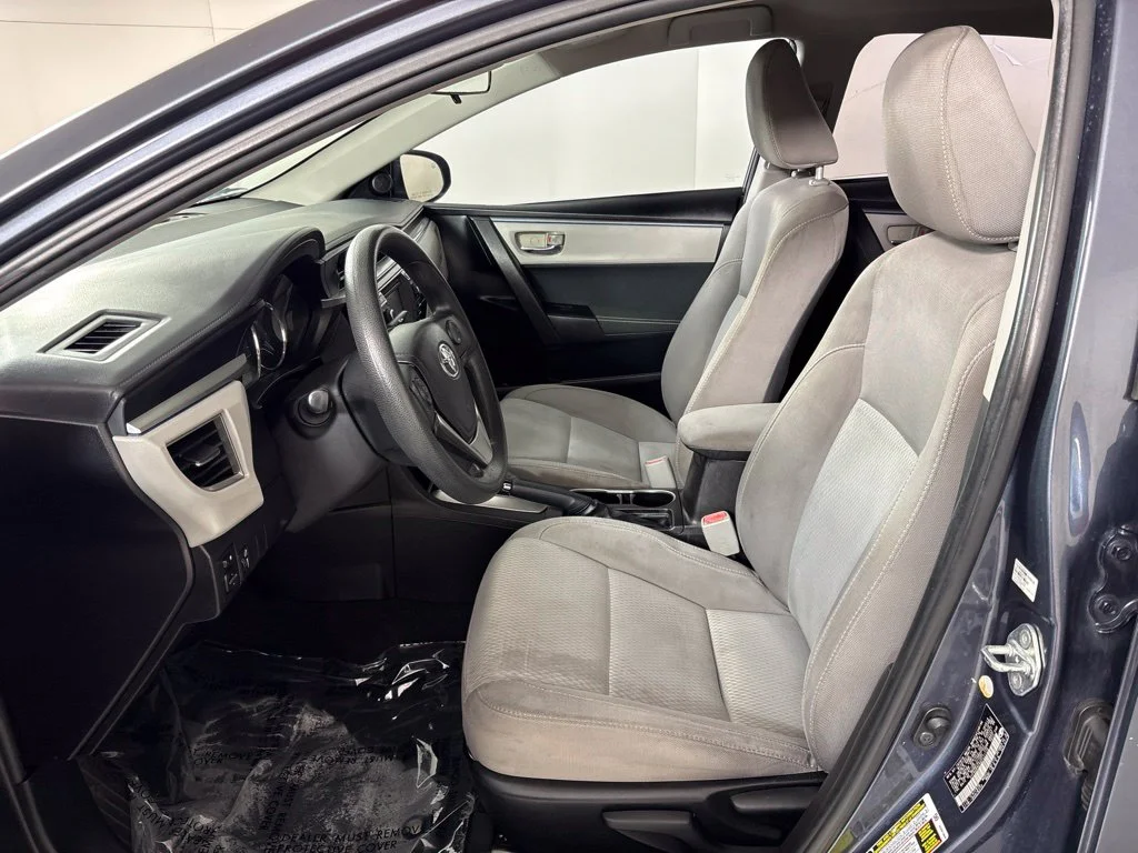 Used 2016 Gray Toyota LE image 22