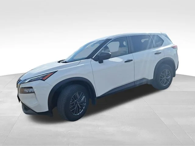 Used 2023 White Nissan S image 4