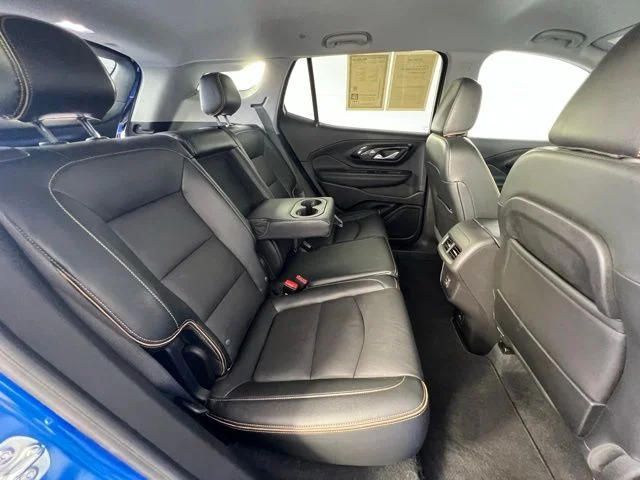 Used 2024 Riptide Metallic GMC AT4 image 38