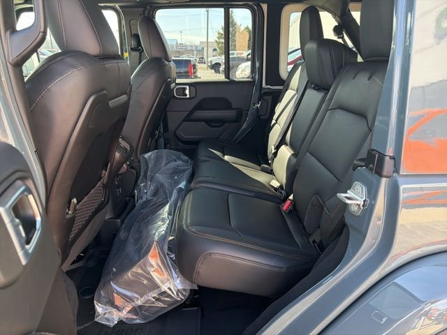 New 2026 Anvil Clear-Coat Exterior Paint Jeep Sahara image 13