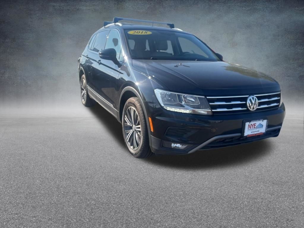 Used 2018 Black Volkswagen 2.0T SEL image 8