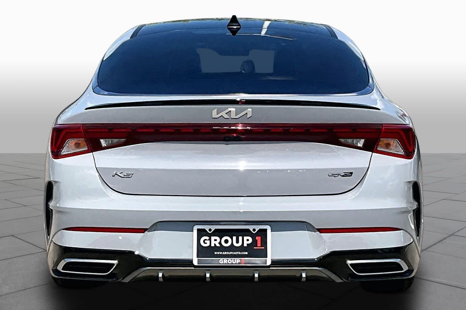 Used 2022 Wolf Gray Kia GT-Line image 5