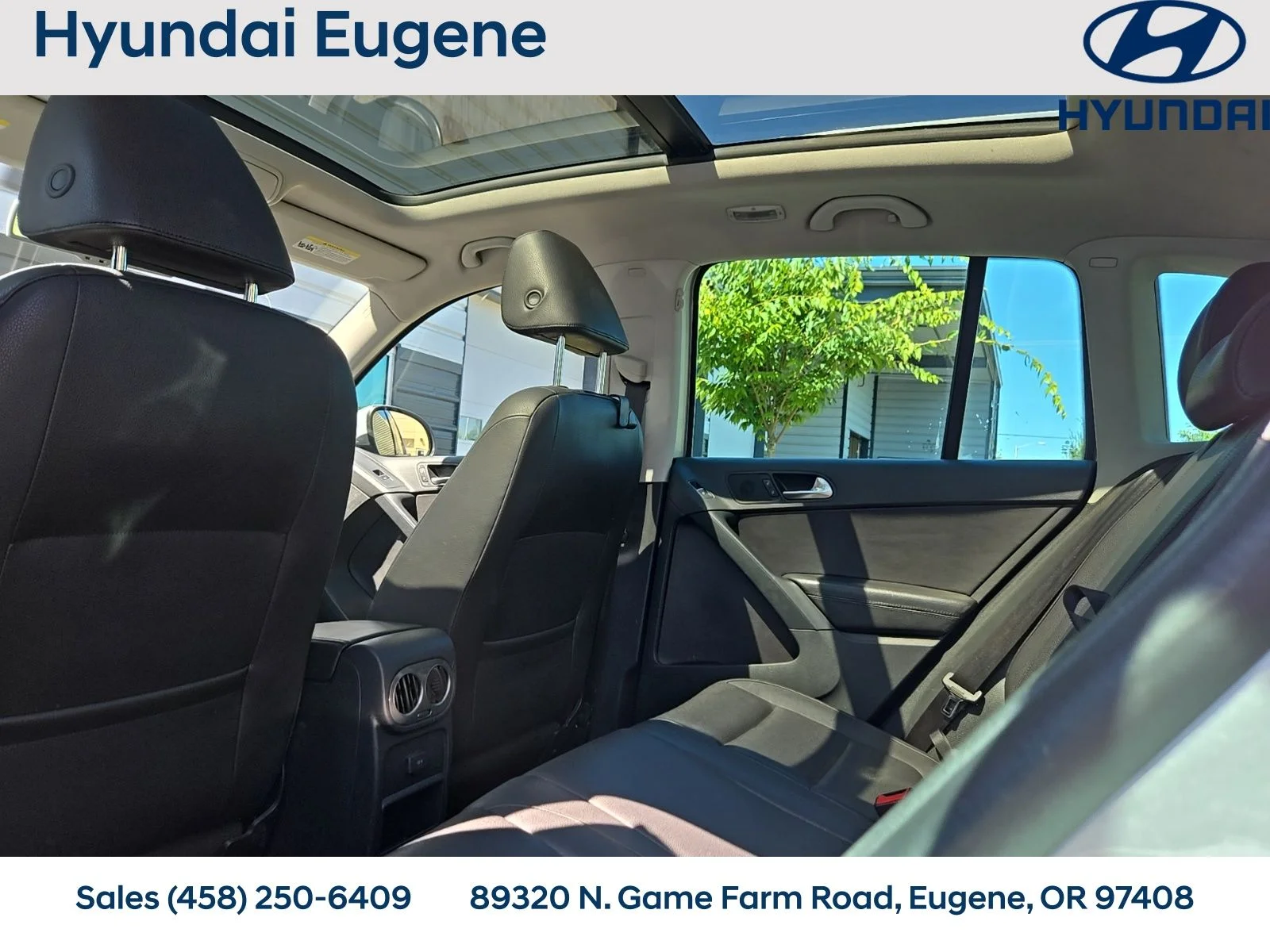 Used 2016 Silver Volkswagen SE image 11