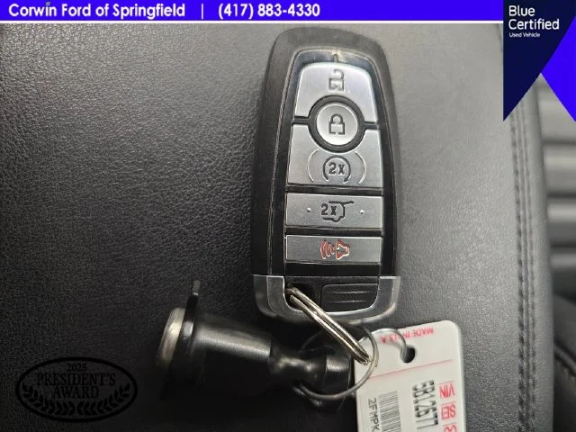 Certified Used 2019 Oxford White Ford SEL image 29