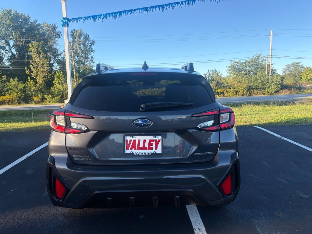 Certified Used 2025 Gray Subaru Premium image 7