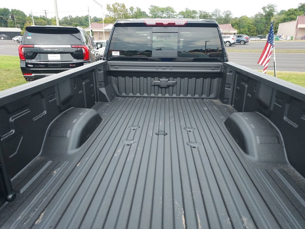 2026 Chevrolet Silverado 3500 HD LT - Photo 9
