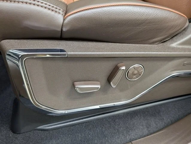 New 2026 Star White Metallic Tri-Coat Ford King Ranch® image 50