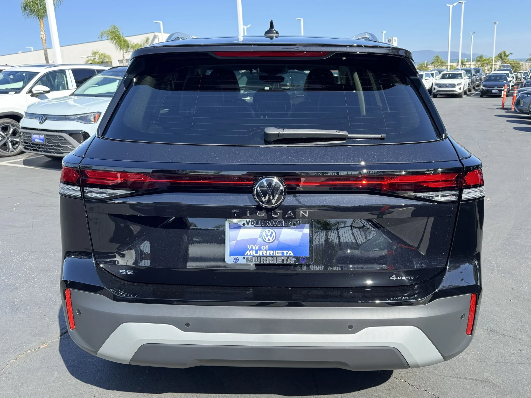 New 2026 Deep Black Pearl Volkswagen SE image 7