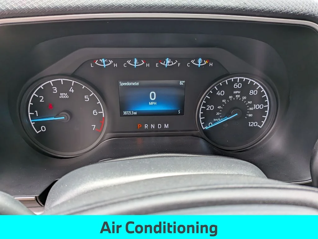 Used 2023 Silver Ford XLT image 19