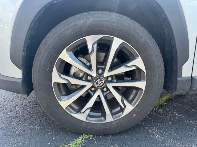 Used 2025 Silver Toyota XLE image 11